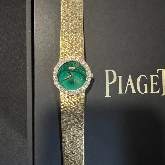 Rare Vintage Piaget Green Dial Ladies Diamond Watch - Picture 11 of 14
